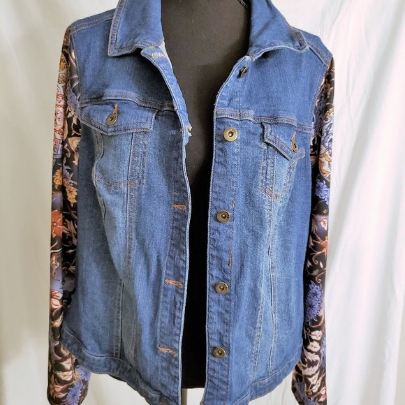One World Floral Sleeve Jean Jacket (Size 1X)